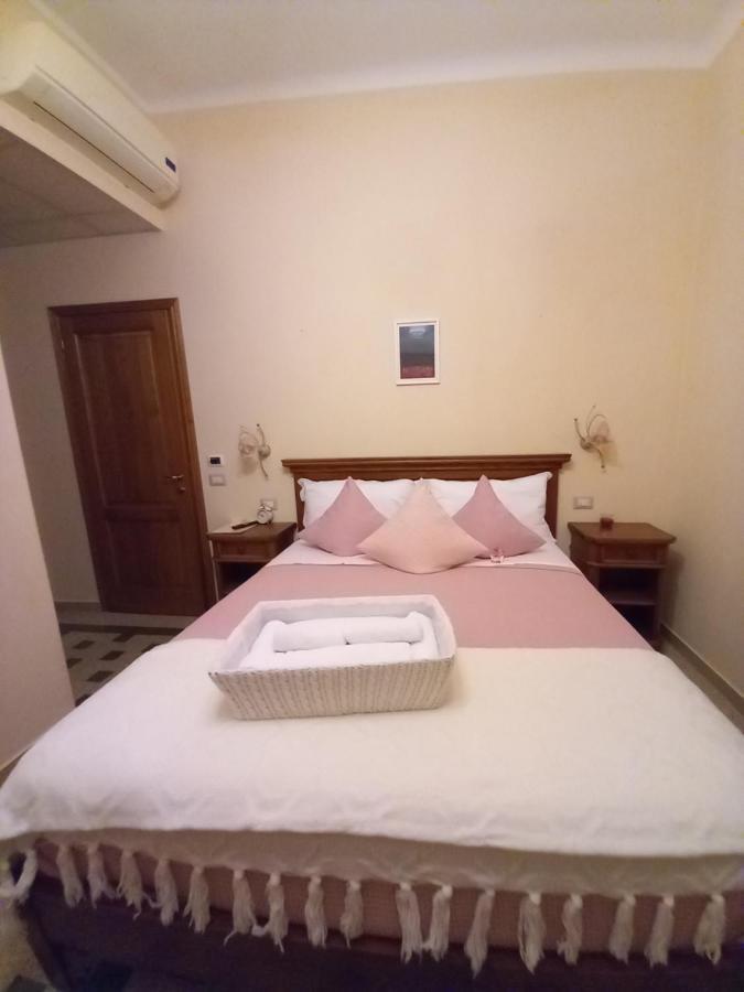 Bnb Villa Melany Vicino Centro Лукка Екстер'єр фото