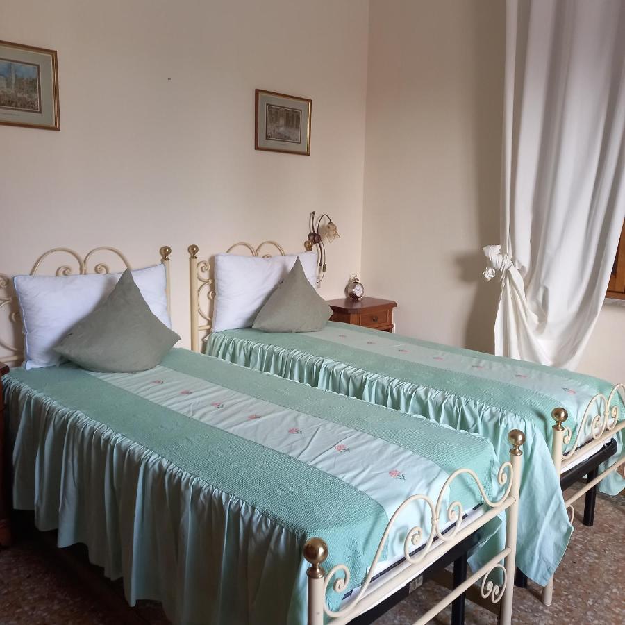 Bnb Villa Melany Vicino Centro Лукка Екстер'єр фото